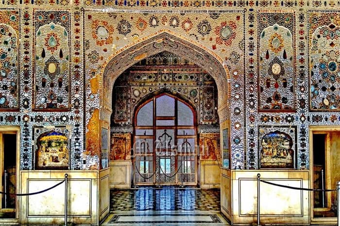Sheesh Mahal in Lahore